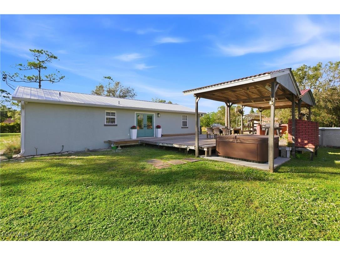 19550 Nalle Road North Fort Myers FL 33917 2025024382 image31