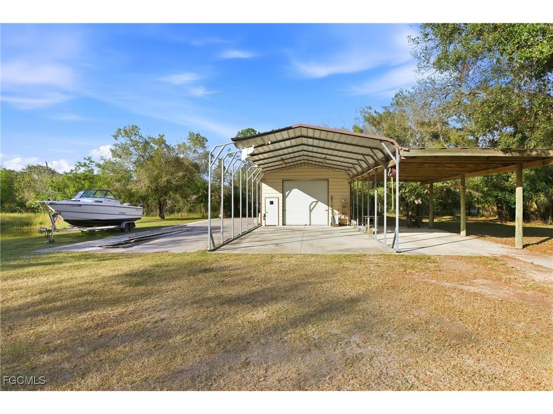 19550 Nalle Road North Fort Myers FL 33917 2025024382 image33