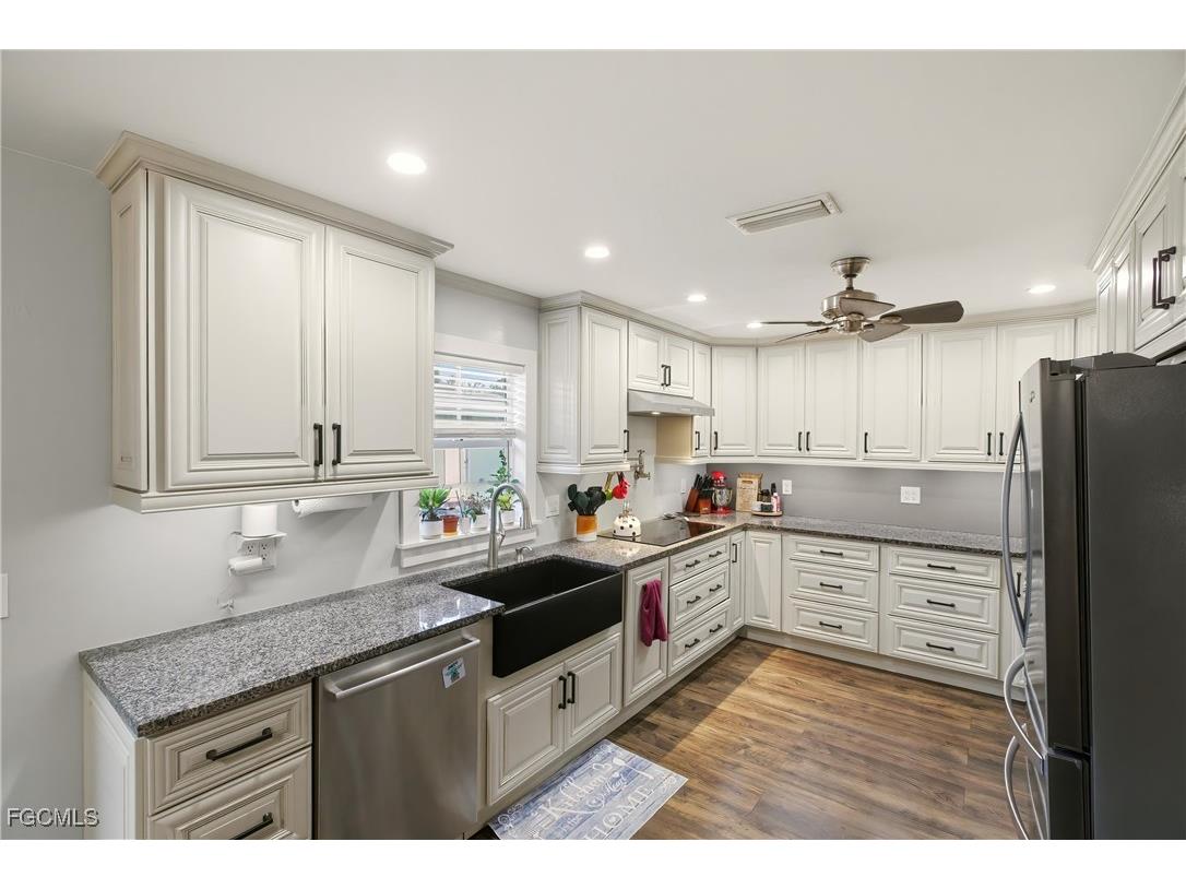 19550 Nalle Road North Fort Myers FL 33917 2025024382 image9