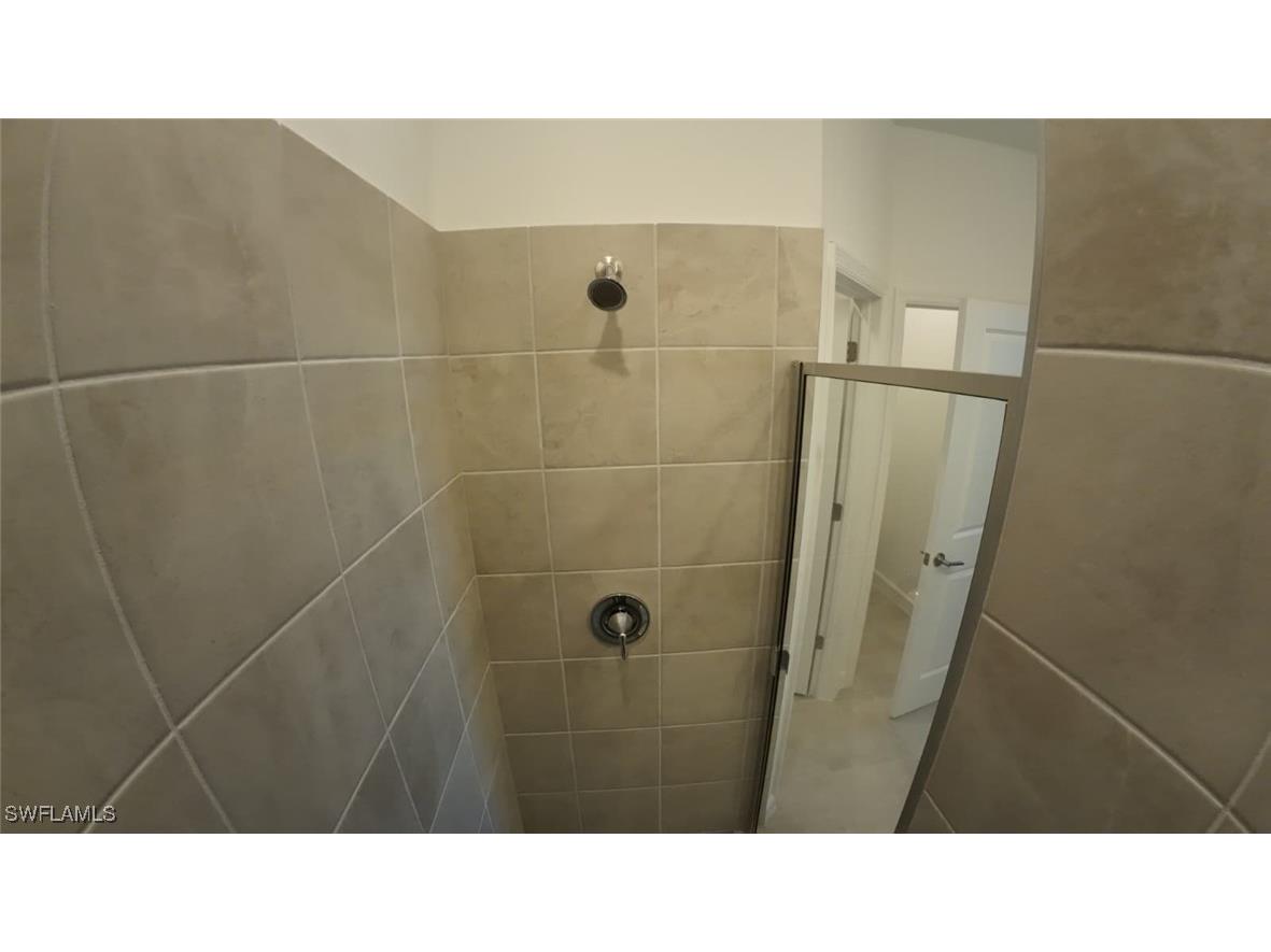 19552 Hinkley Drive Estero FL 33928 225082810 image23