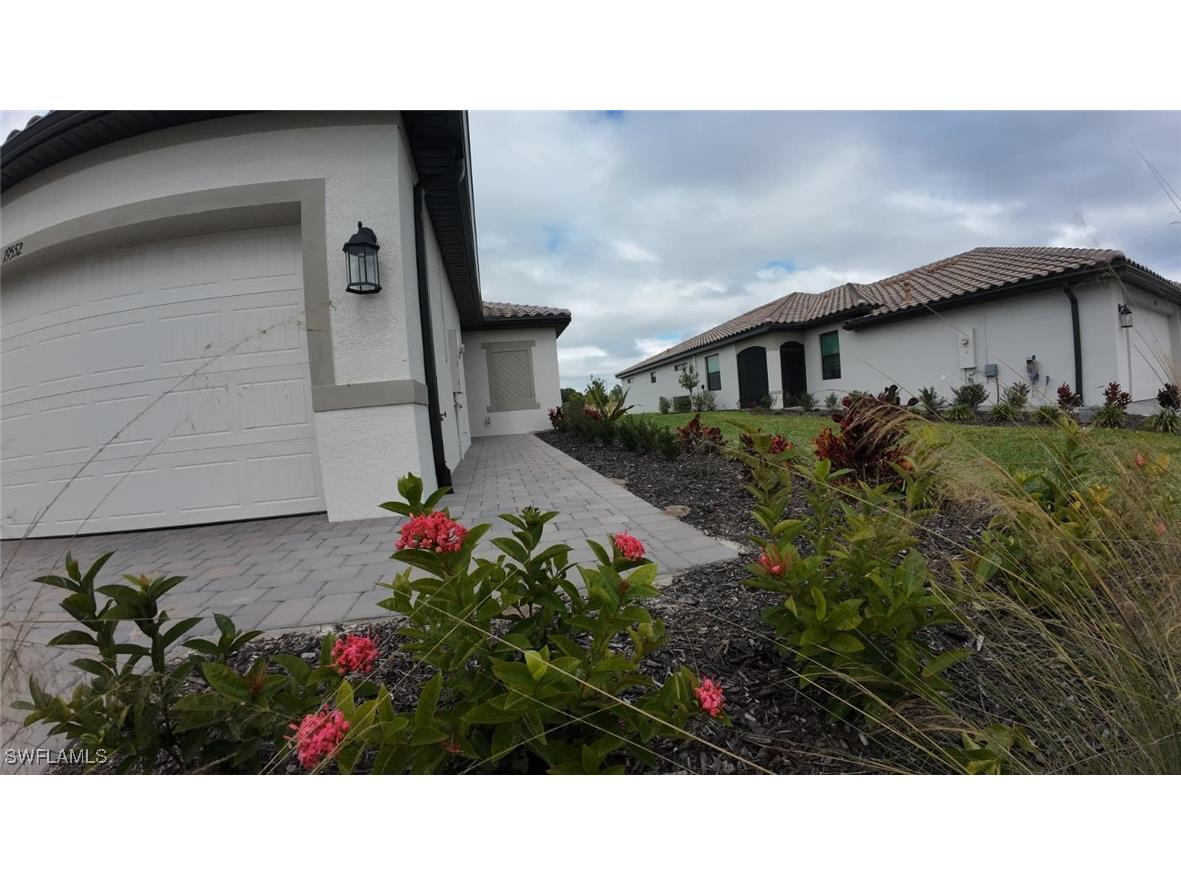 19552 Hinkley Drive Estero FL 33928 225082810 image4