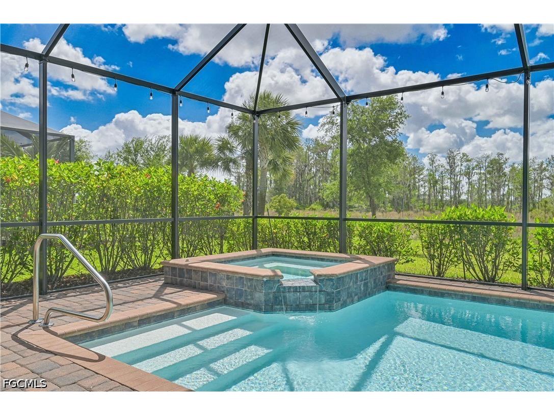 19553 The Place Boulevard Estero FL 33928 2026016460 image4