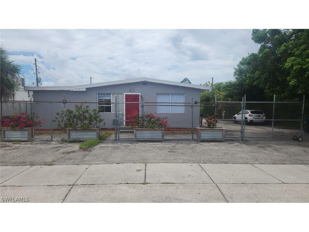 1956 Grove Avenue #C Fort Myers FL 33901 224050992 image1