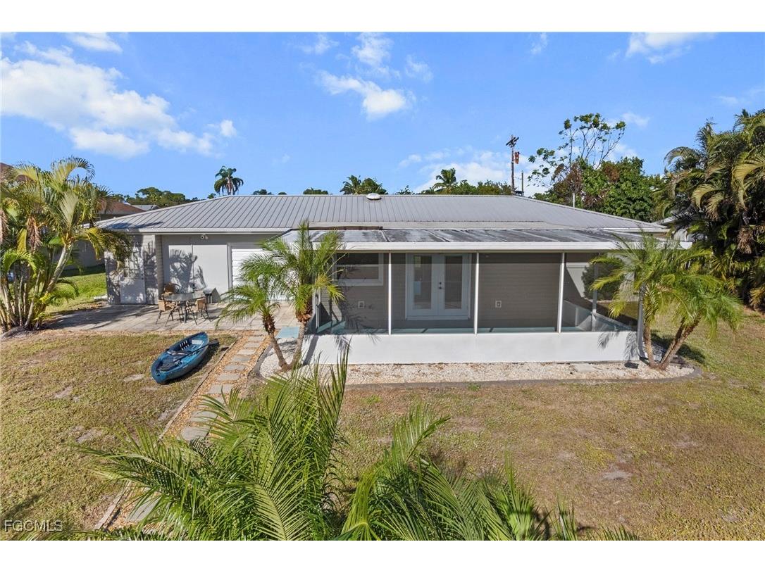 1956 Indian Creek Drive North Fort Myers FL 33917 2025024946 image19