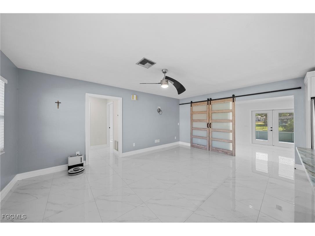 1956 Indian Creek Drive North Fort Myers FL 33917 2025024946 image2