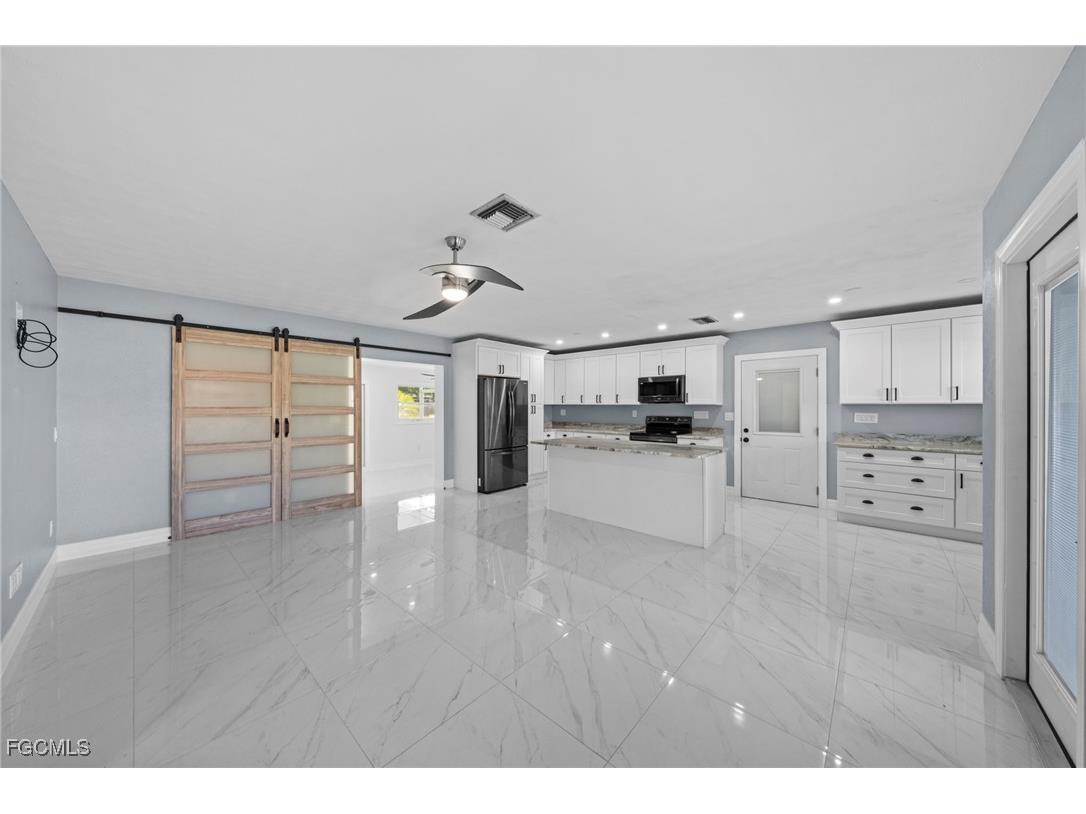 1956 Indian Creek Drive North Fort Myers FL 33917 2025024946 image3