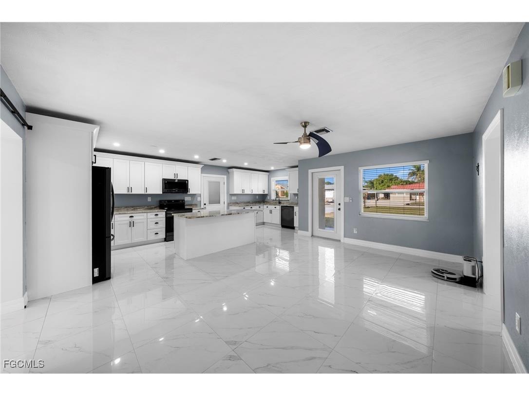 1956 Indian Creek Drive North Fort Myers FL 33917 2025024946 image5