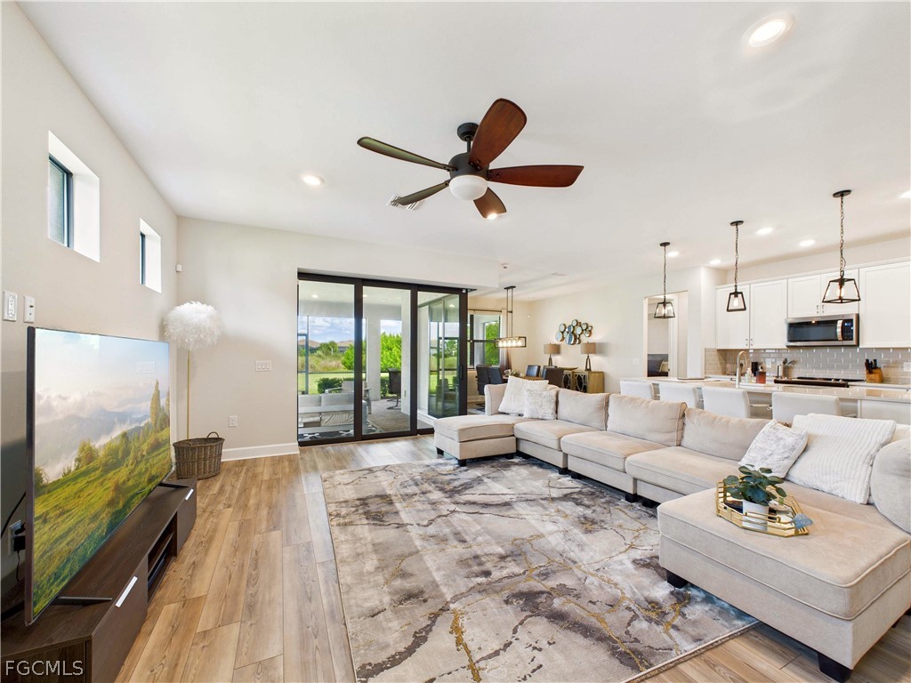 19563 Utopia Lane Estero FL 33928 2026010584 image4