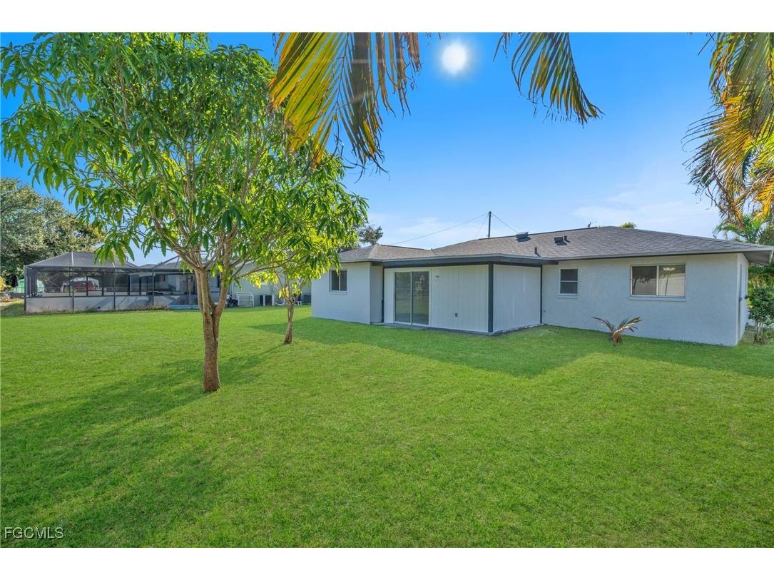 1957 Coral Point Drive Cape Coral FL 33990 2025023856 image23