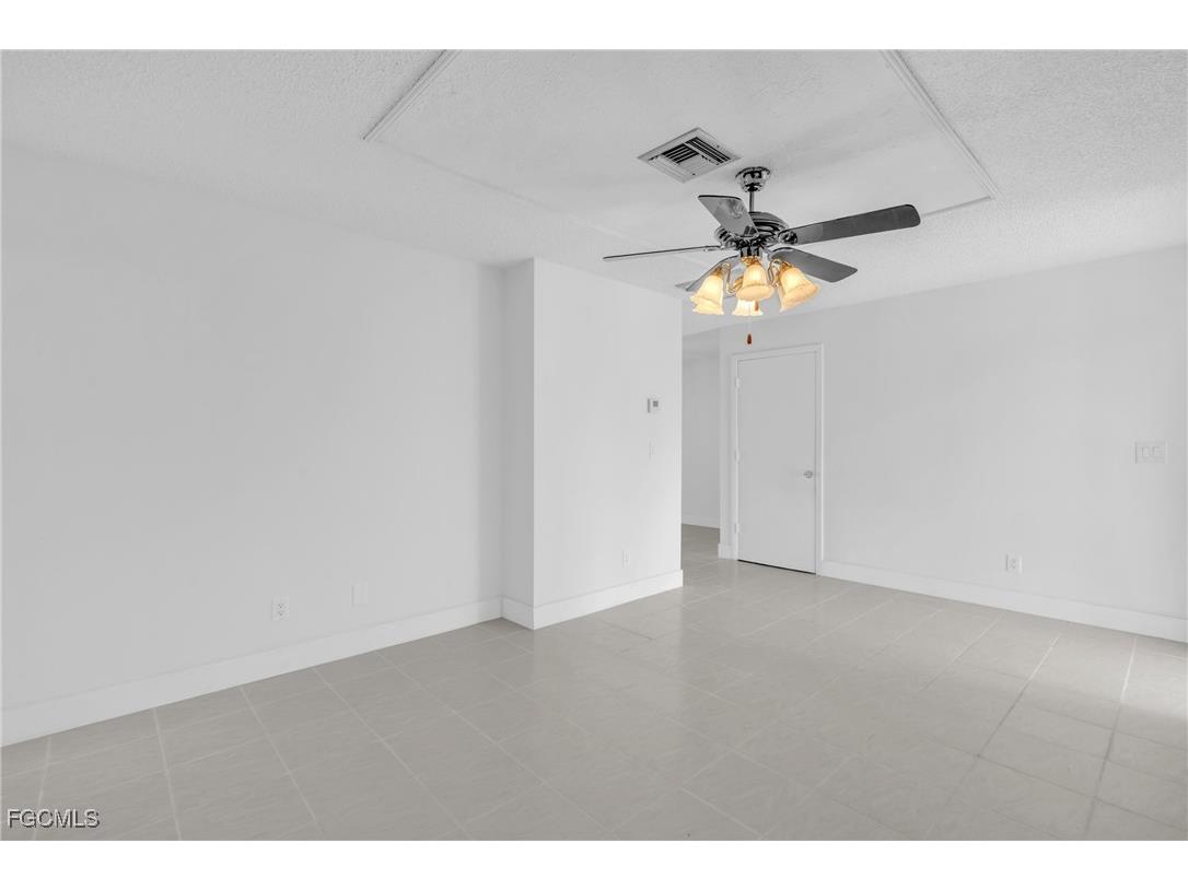 1957 Coral Point Drive Cape Coral FL 33990 2025023856 image4