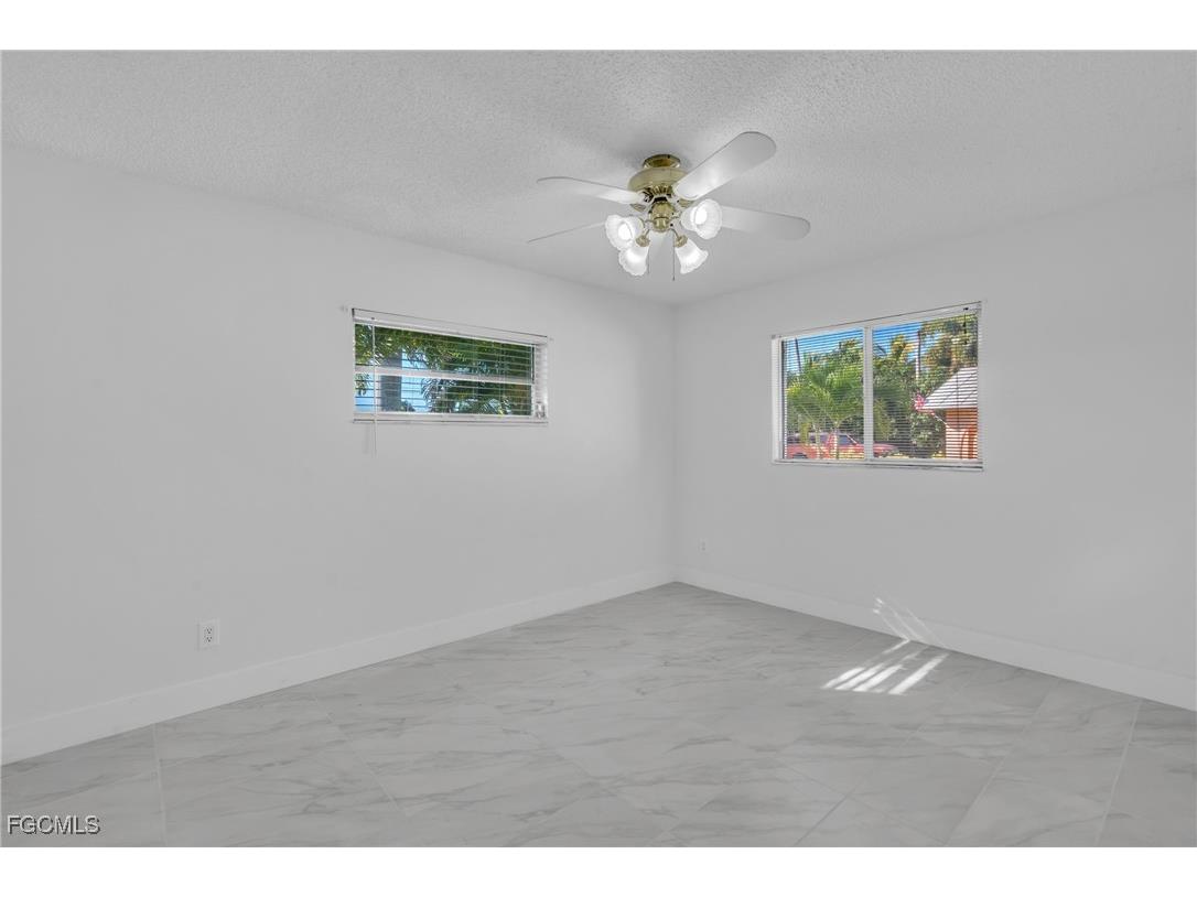 1957 Coral Point Drive Cape Coral FL 33990 2025023856 image6