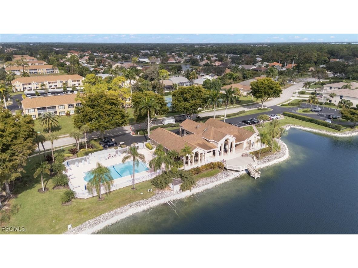 1957 Piccadilly Circus Naples FL 34112 2025026042 image25
