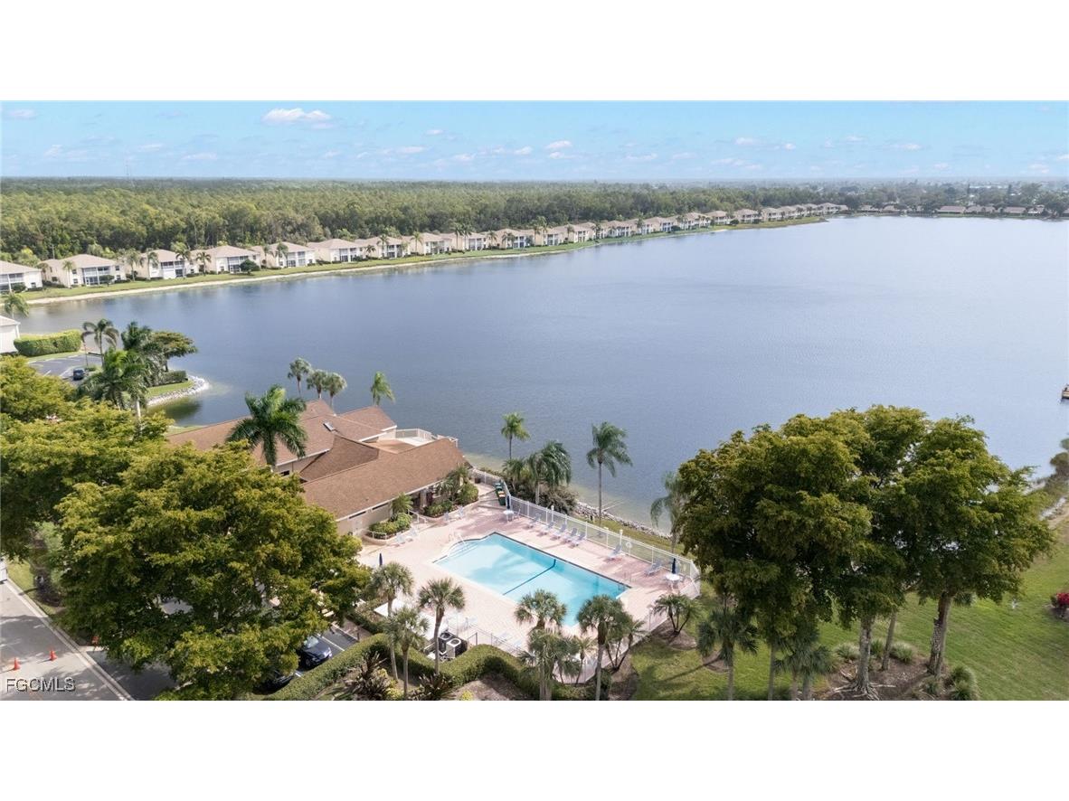 1957 Piccadilly Circus Naples FL 34112 2025026042 image26