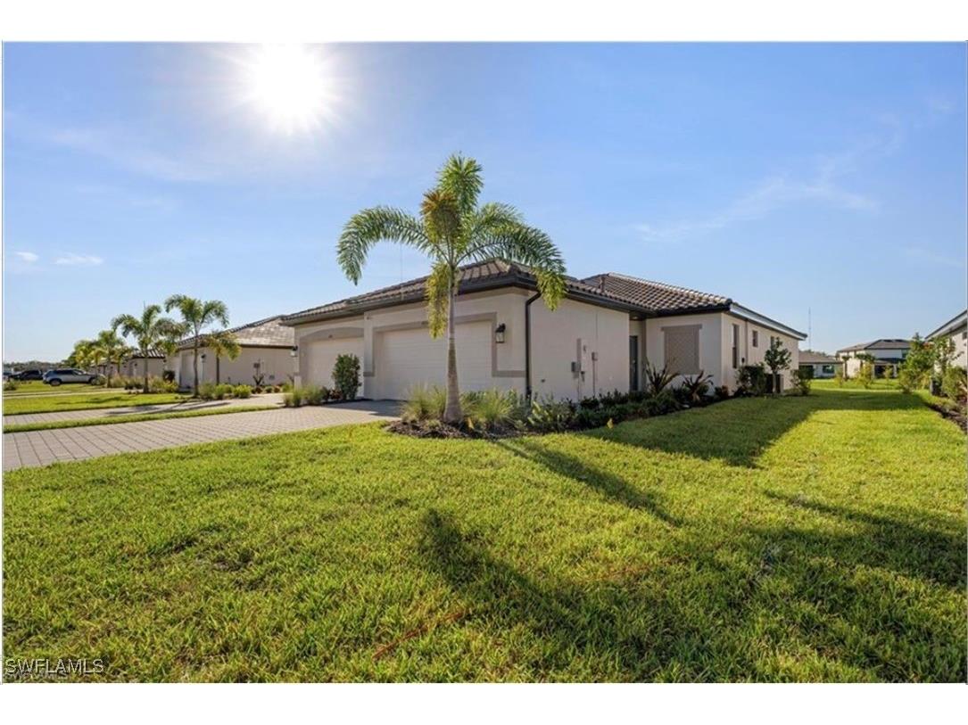 19573 Hinkley Drive Estero FL 33928 225083349 image1