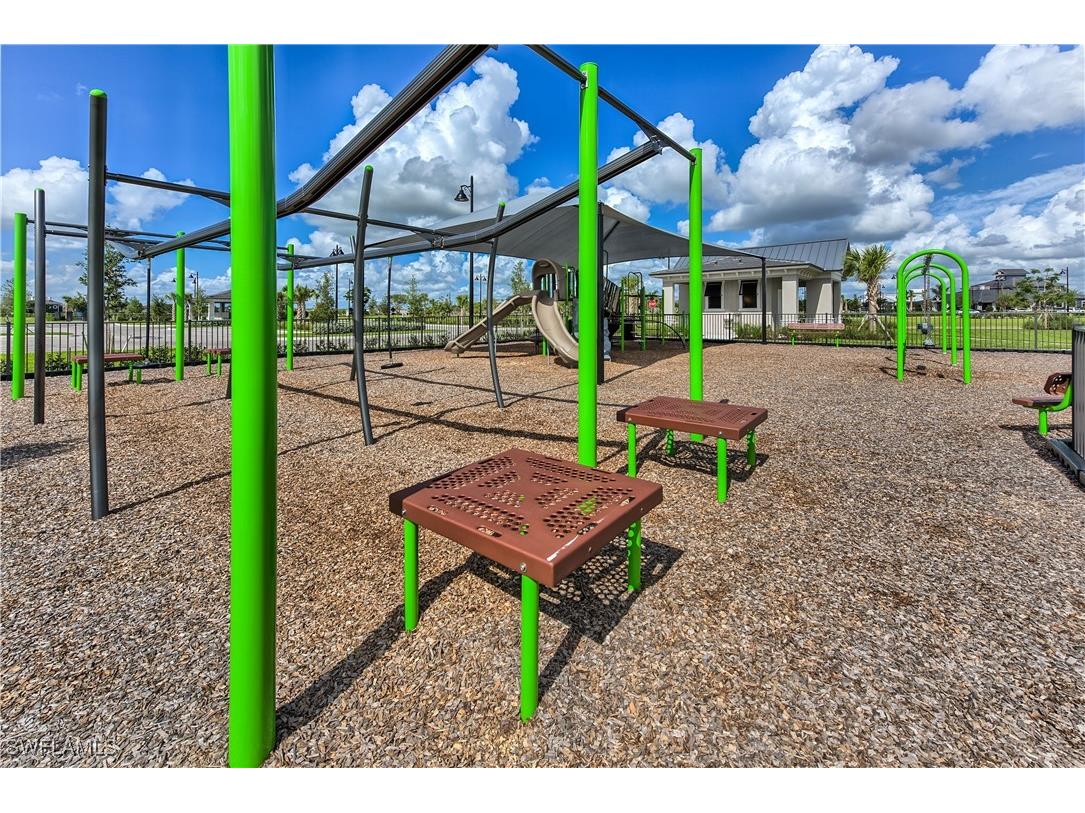 19576 The Place Boulevard Estero FL 33928 225070385 image42