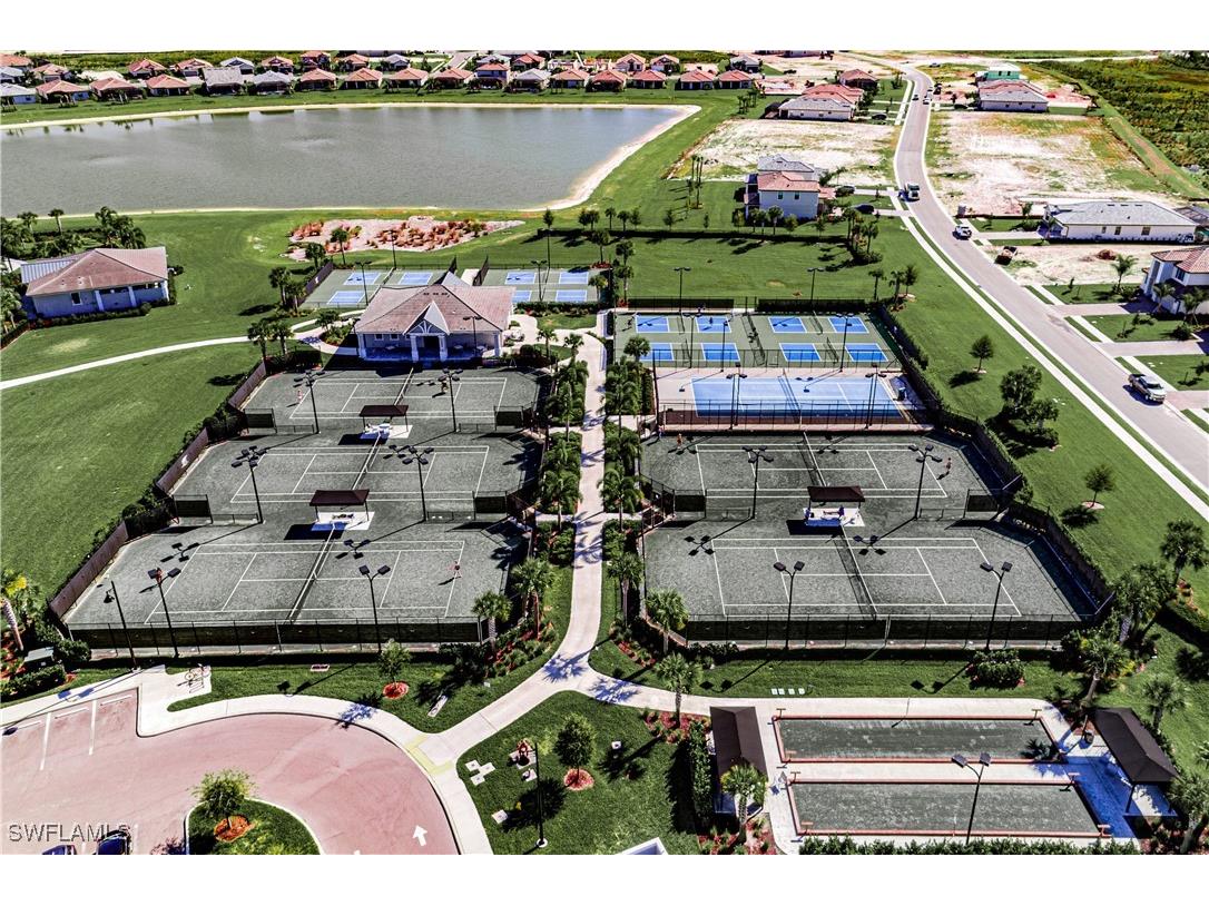 19576 The Place Boulevard Estero FL 33928 225070385 image49