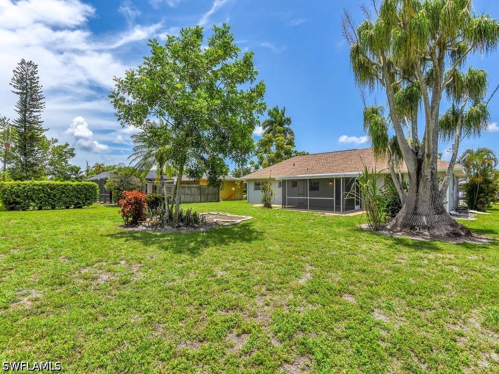 1958 41st Terrace SW Naples FL 34116 226015297 image10