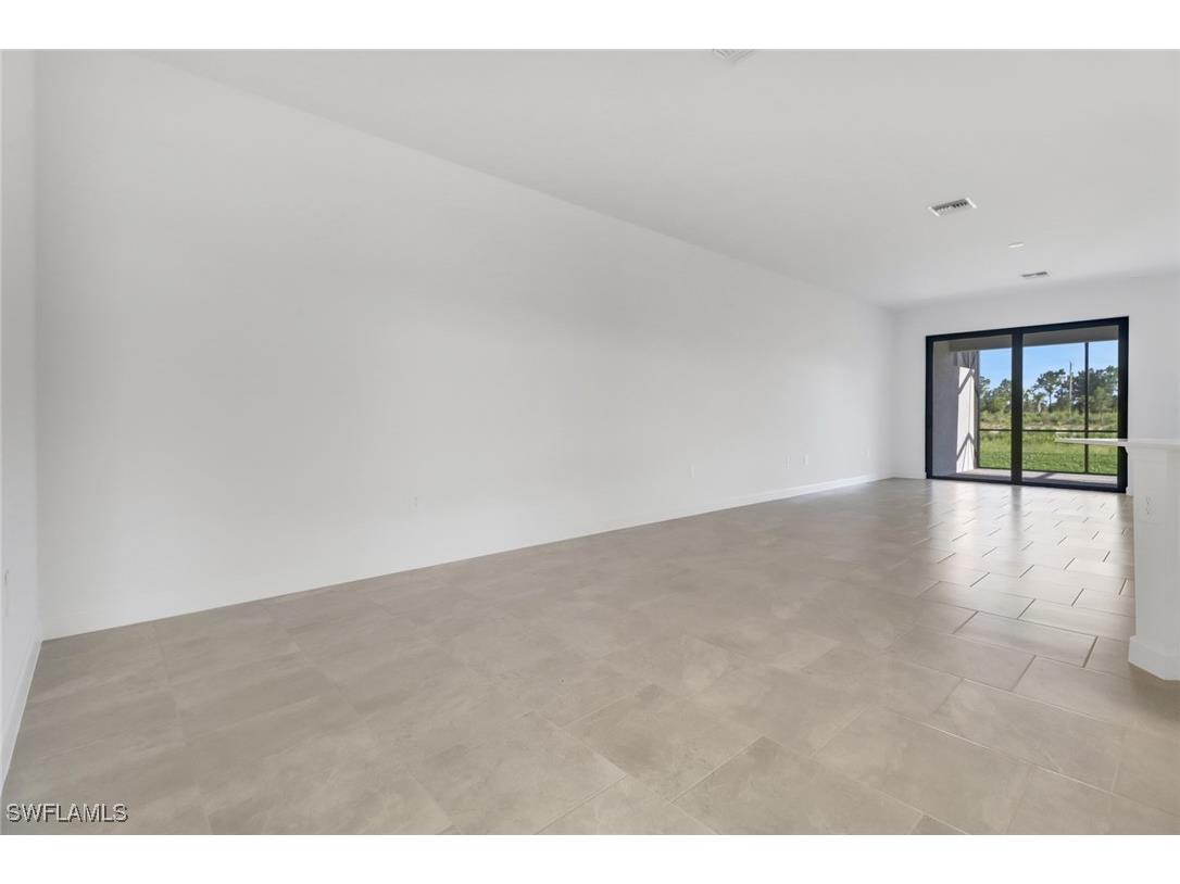 19596 Hinkley Drive Estero FL 33928 225066766 image10