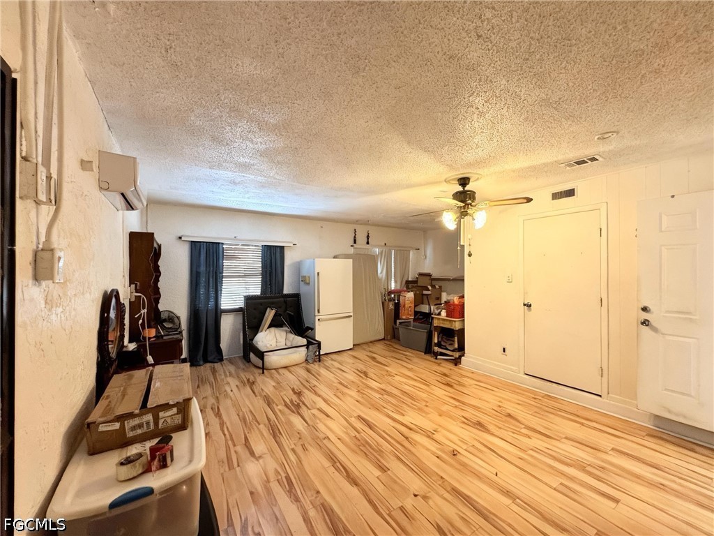 196 E Mariana Avenue North Fort Myers FL 33917 2026015558 image18