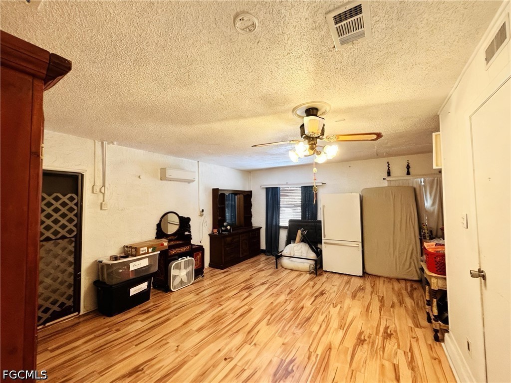 196 E Mariana Avenue North Fort Myers FL 33917 2026015558 image19