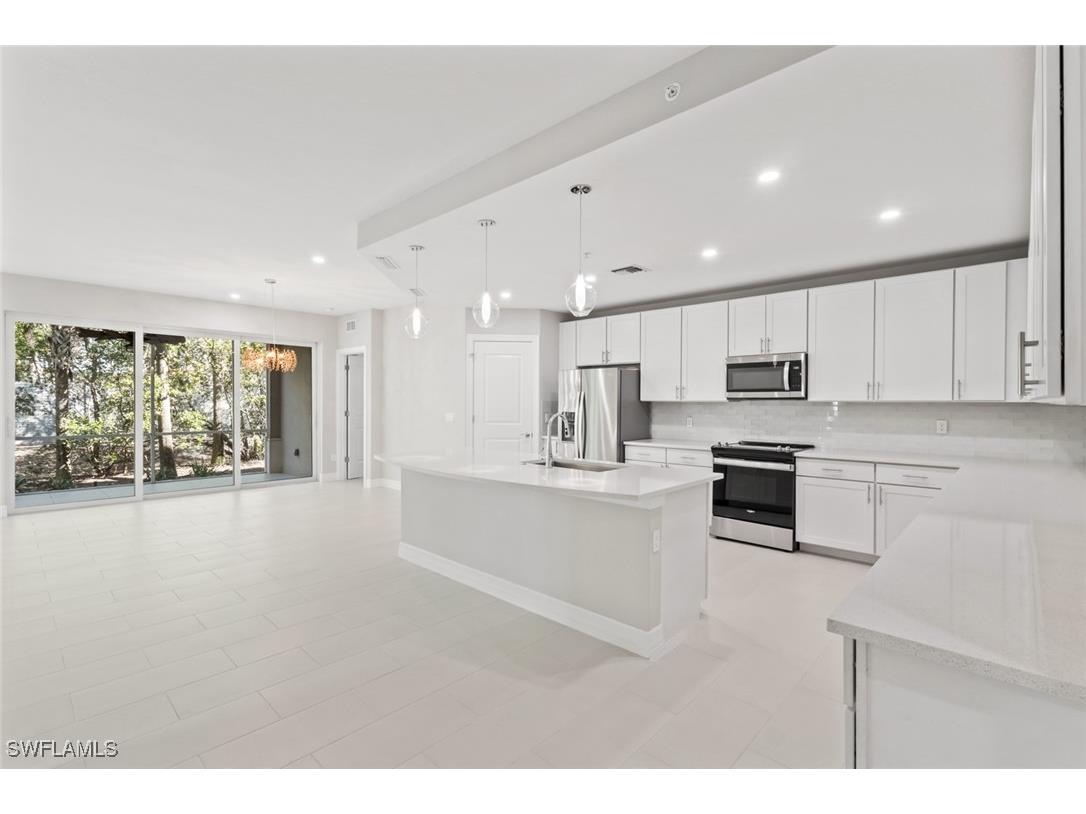 196 Indies Drive E #101 Naples FL 34114 226005040 image13
