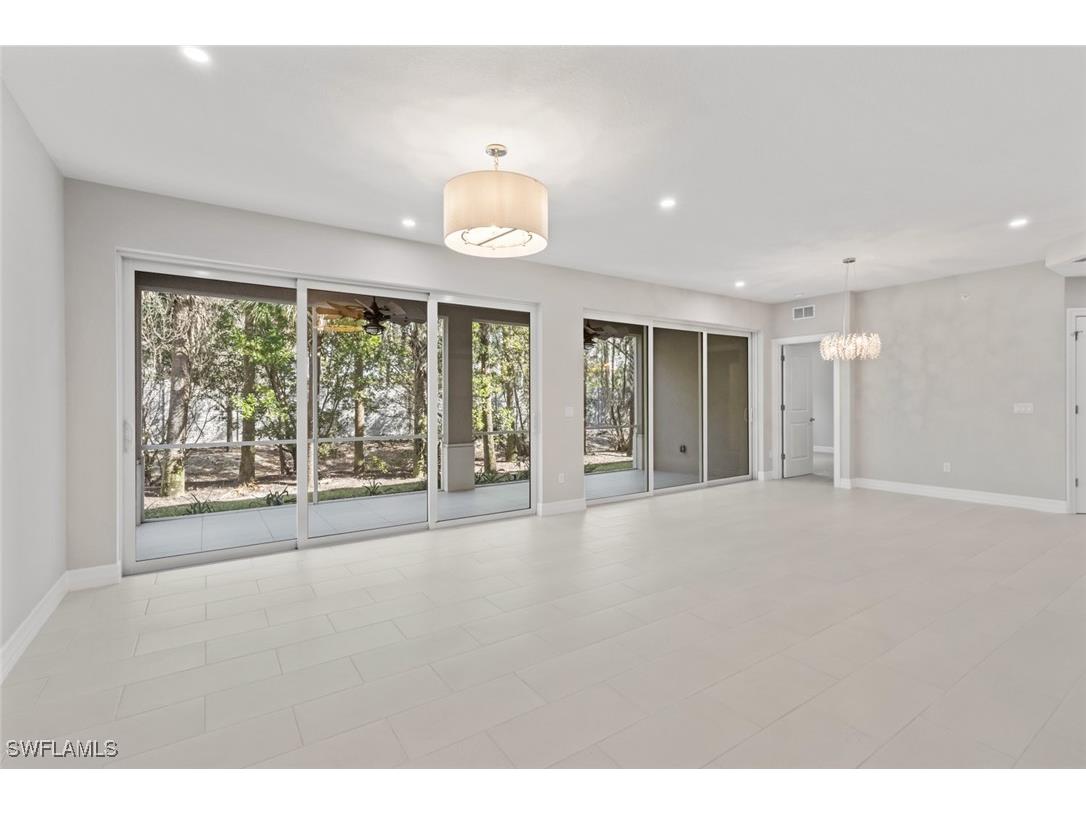 196 Indies Drive E #101 Naples FL 34114 226005040 image7