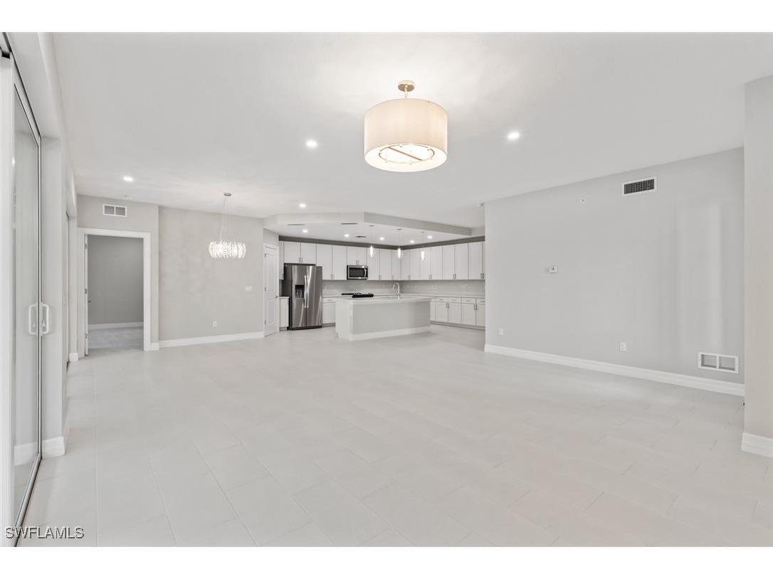 196 Indies Drive E #101 Naples FL 34114 226005040 image8
