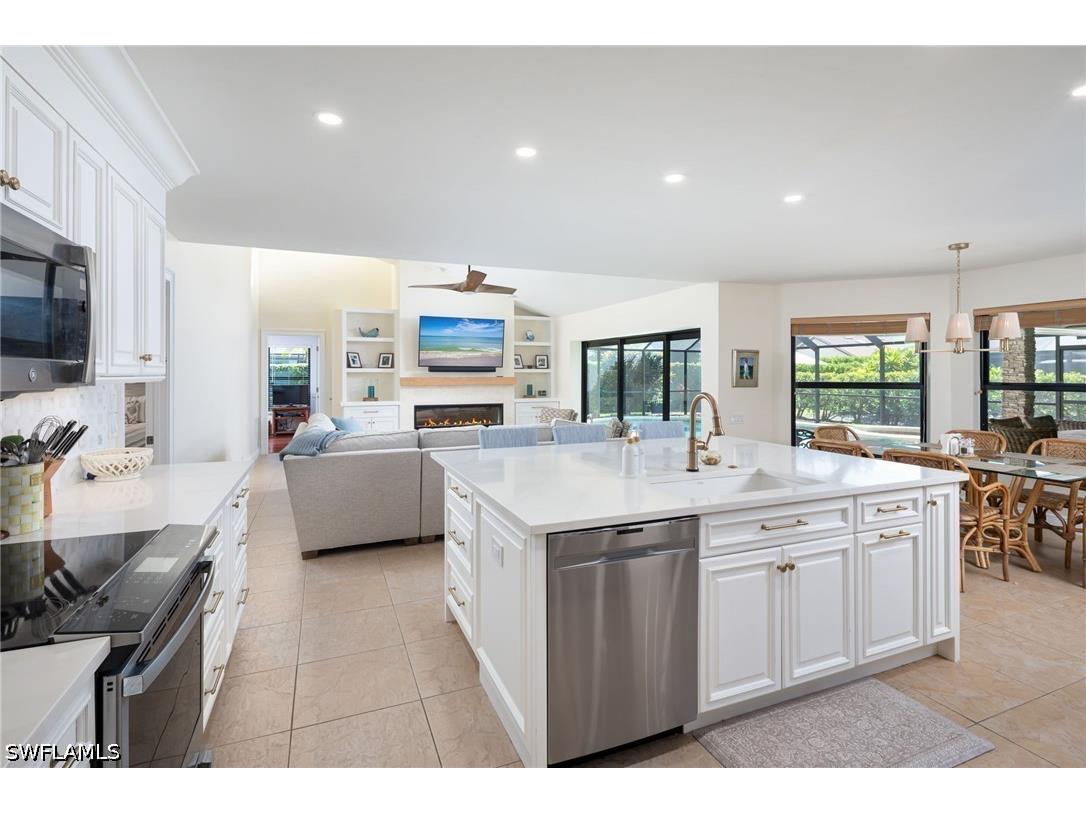 196 Monterey Drive Naples FL 34119 226025846 image9