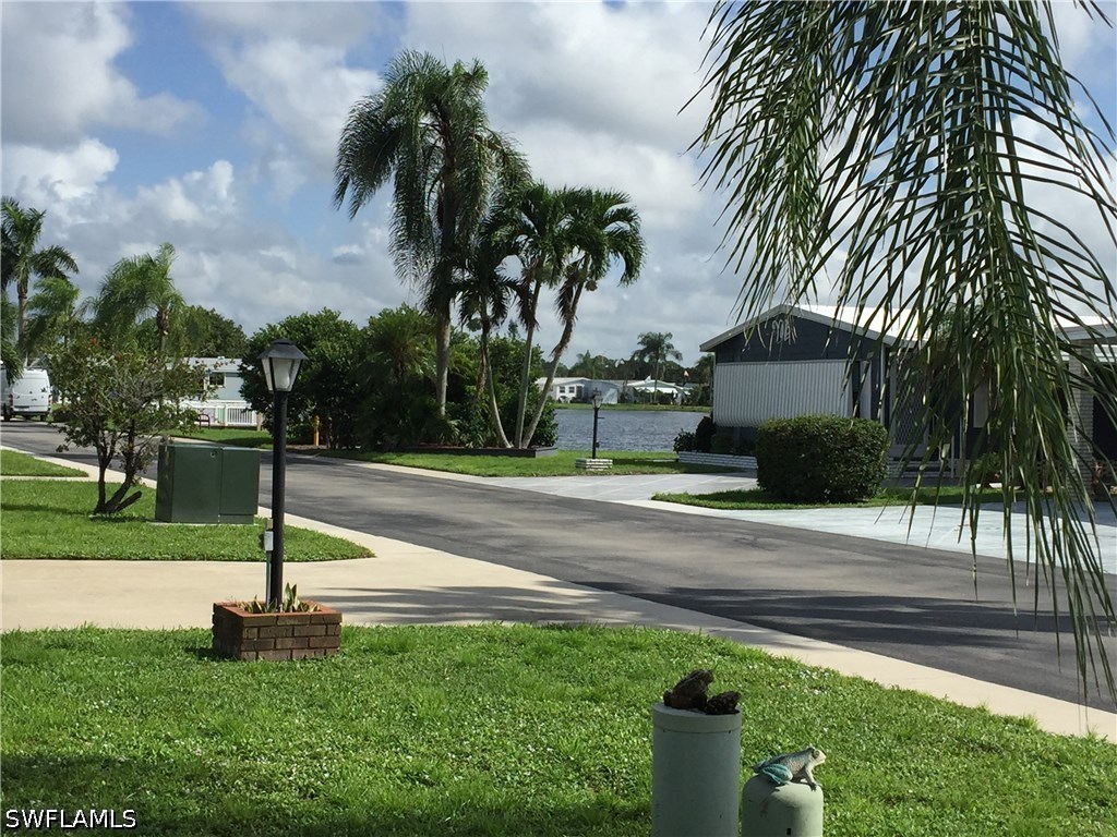 196 Oceans Boulevard #196 Naples FL 34104 226019955 image3