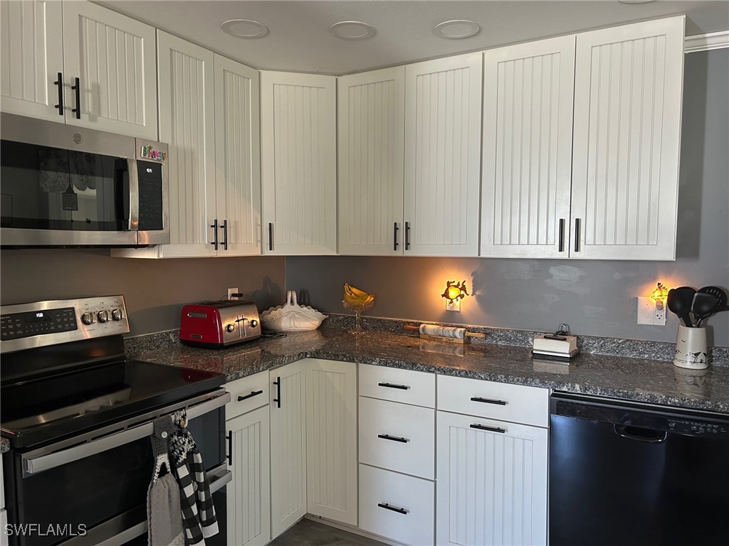 196 Palm Harbor Drive North Port FL 34287 225038808 image9