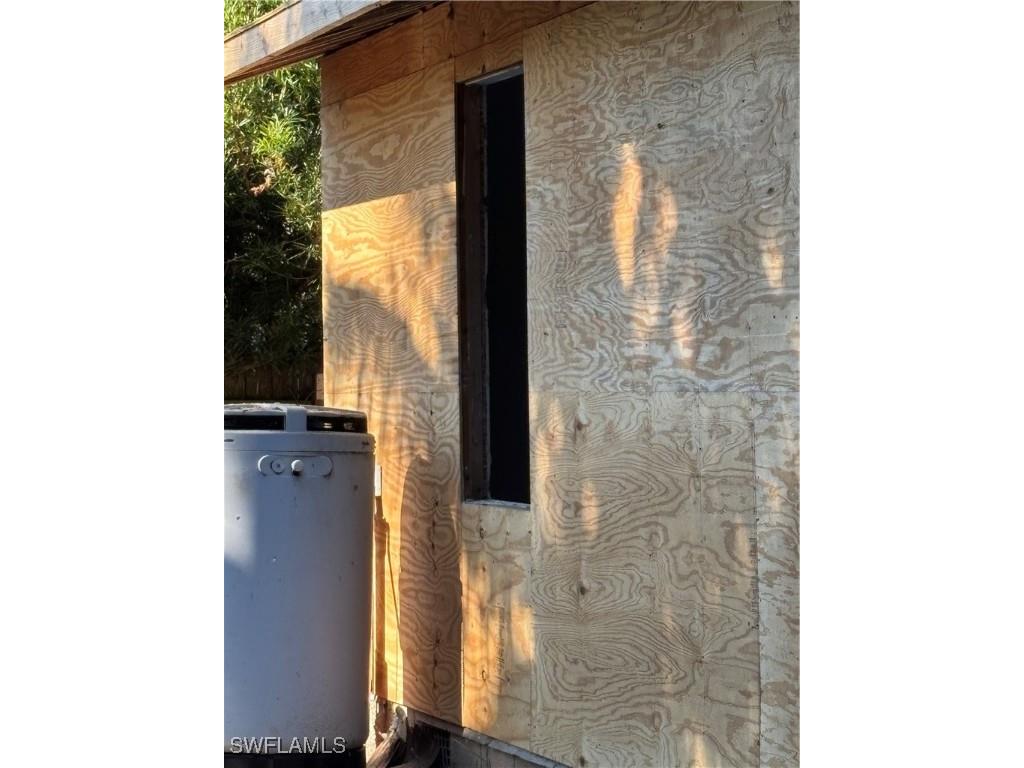 1960 51st Street SW Naples FL 34116 225081990 image4