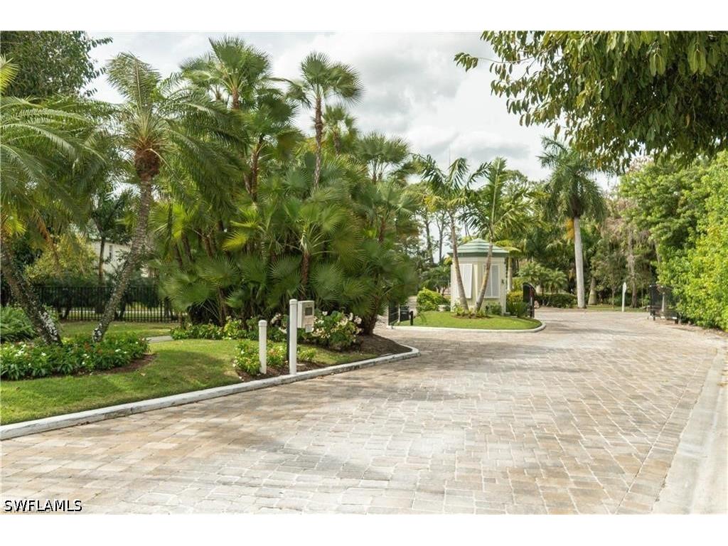 1960 Bald Eagle Drive #204A Naples FL 34105 226017677 image33