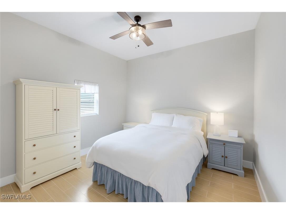 1960 Moulder Drive Naples FL 34120 225080290 image32