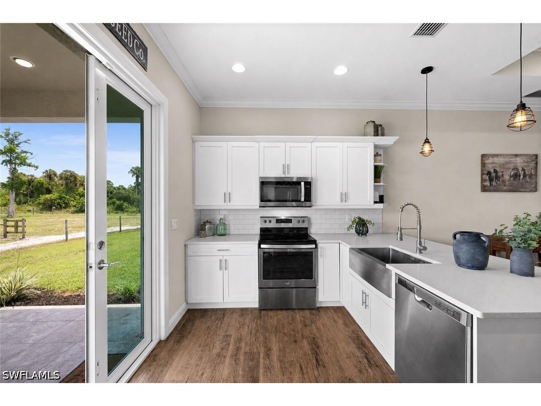 1960 Moulder Drive Naples FL 34120 225080290 image9
