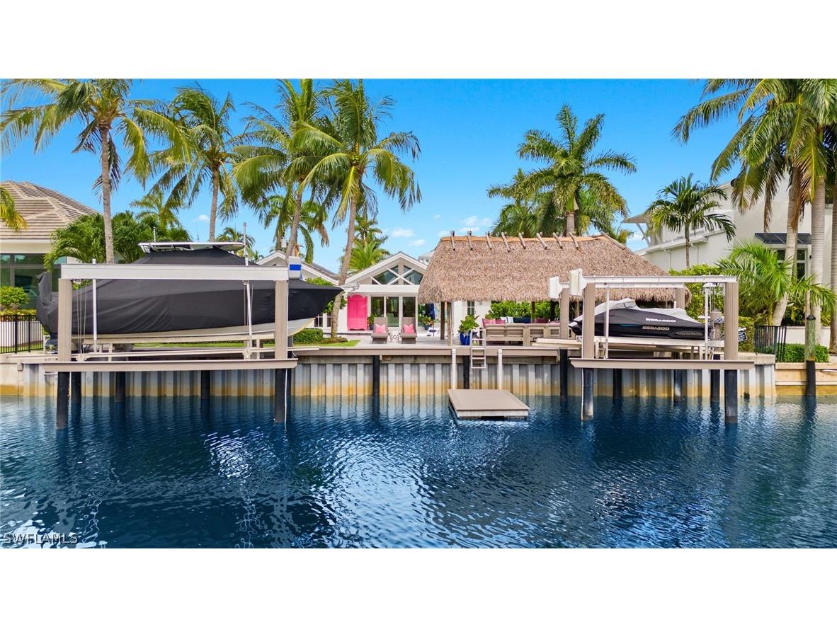 1960 Tarpon Road Naples FL 34102 224053879 image1