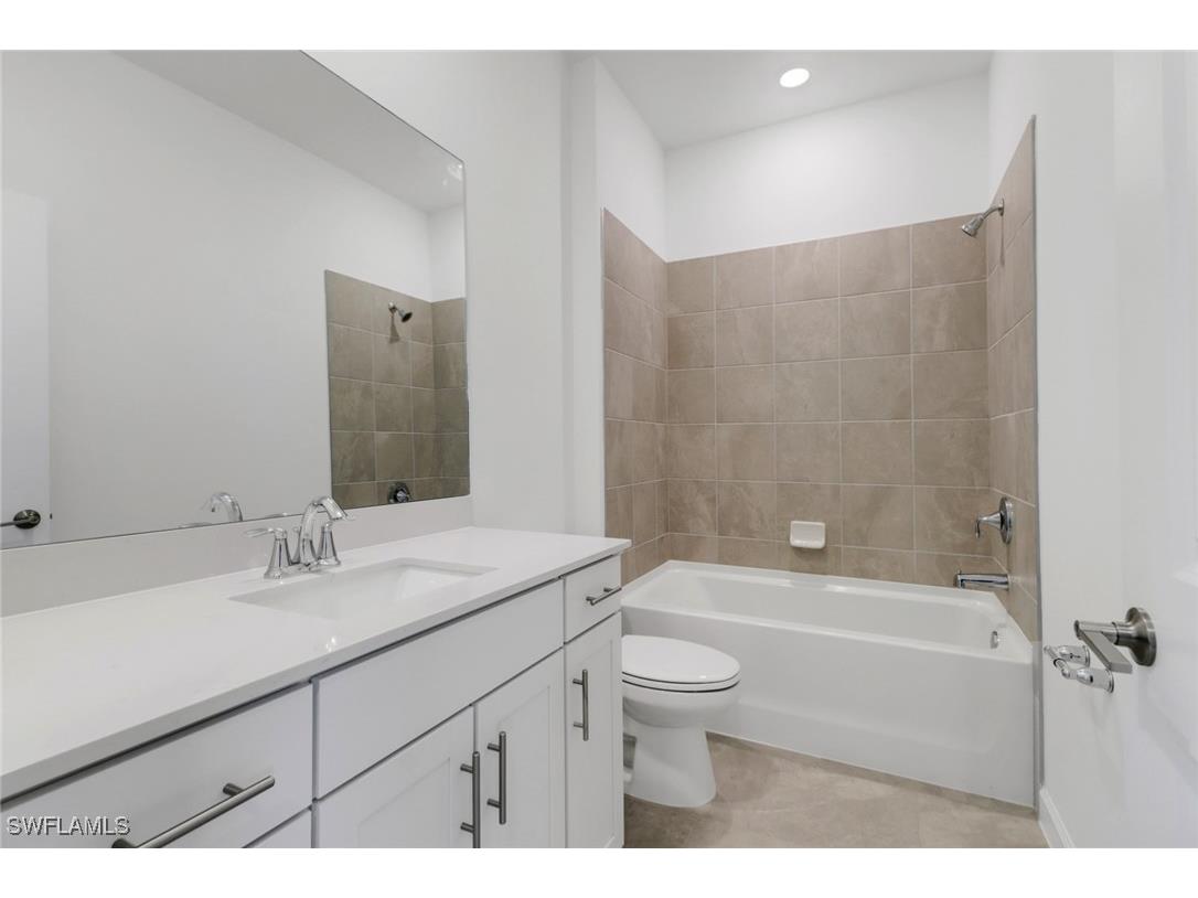 19600 Hinkley Drive Estero FL 33928 225066763 image20