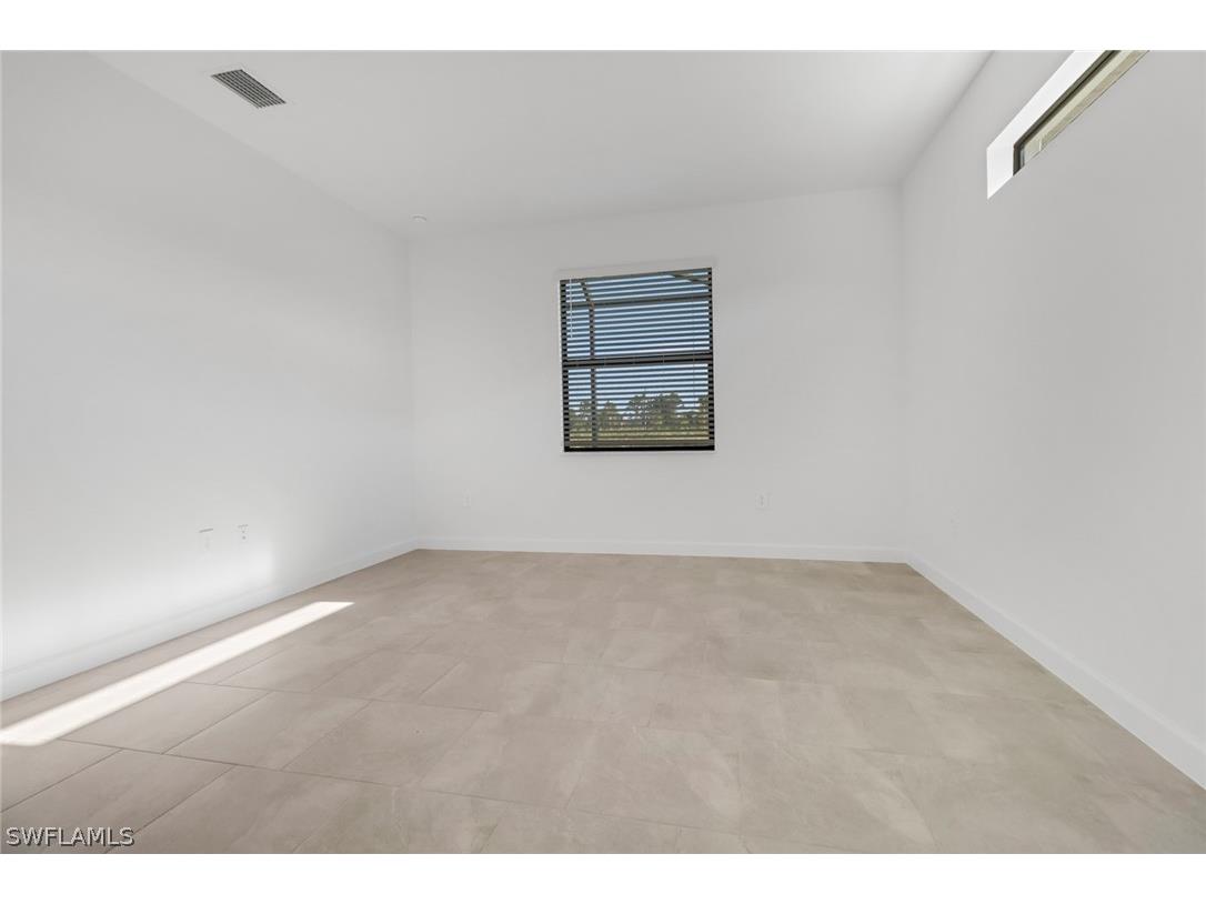 19600 Hinkley Drive Estero FL 33928 226009883 image13