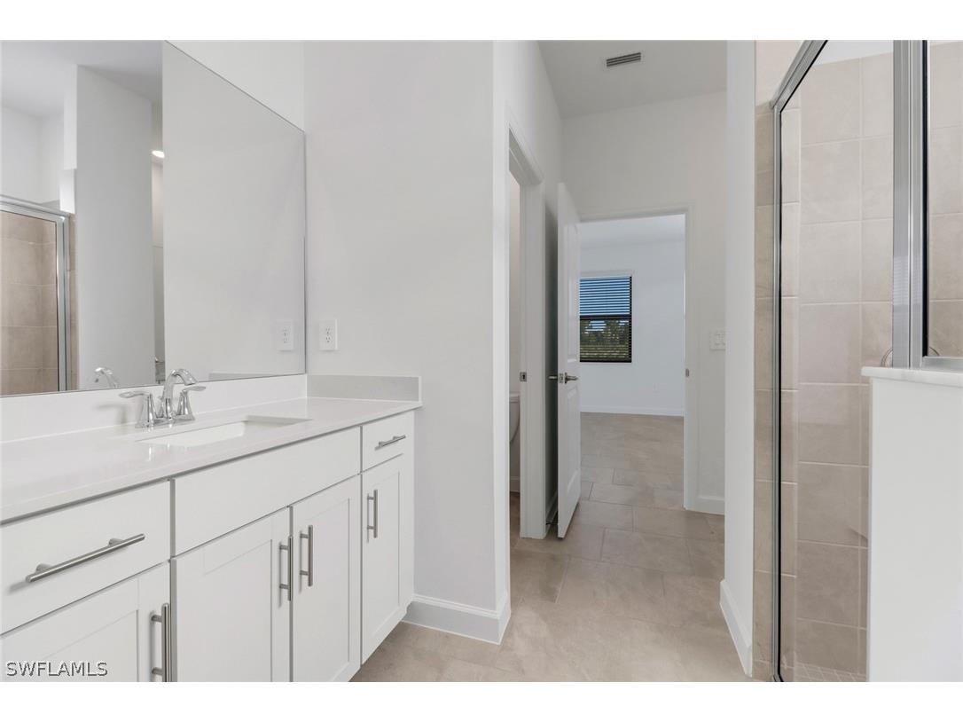 19600 Hinkley Drive Estero FL 33928 226009883 image16