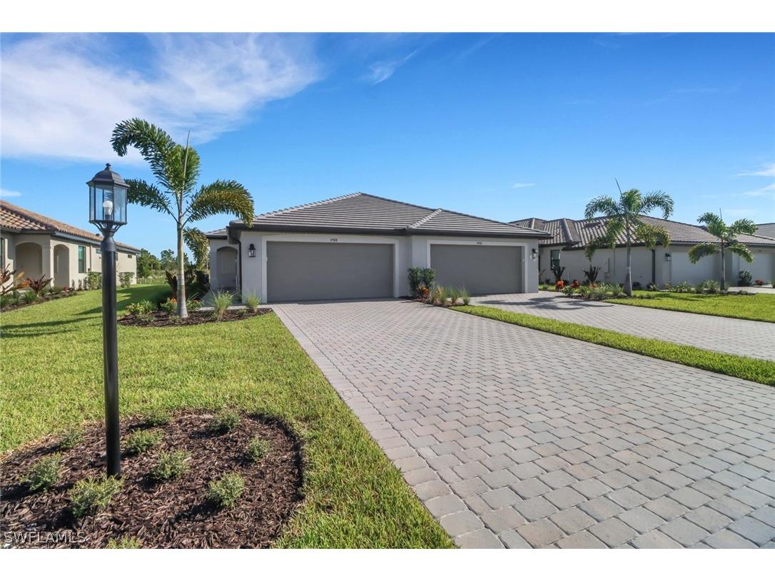 19600 Hinkley Drive Estero FL 33928 226009883 image2