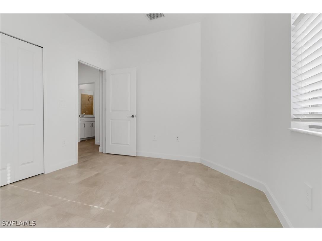19600 Hinkley Drive Estero FL 33928 226009883 image22