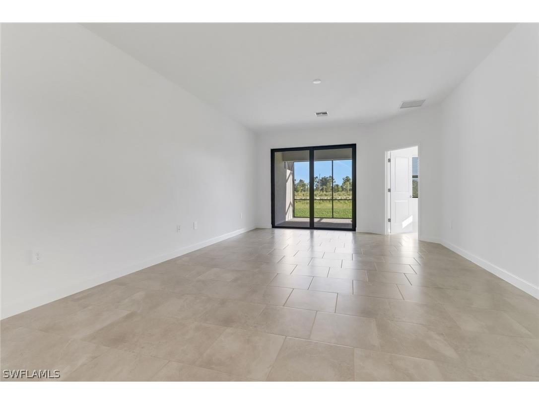 19600 Hinkley Drive Estero FL 33928 226009883 image8