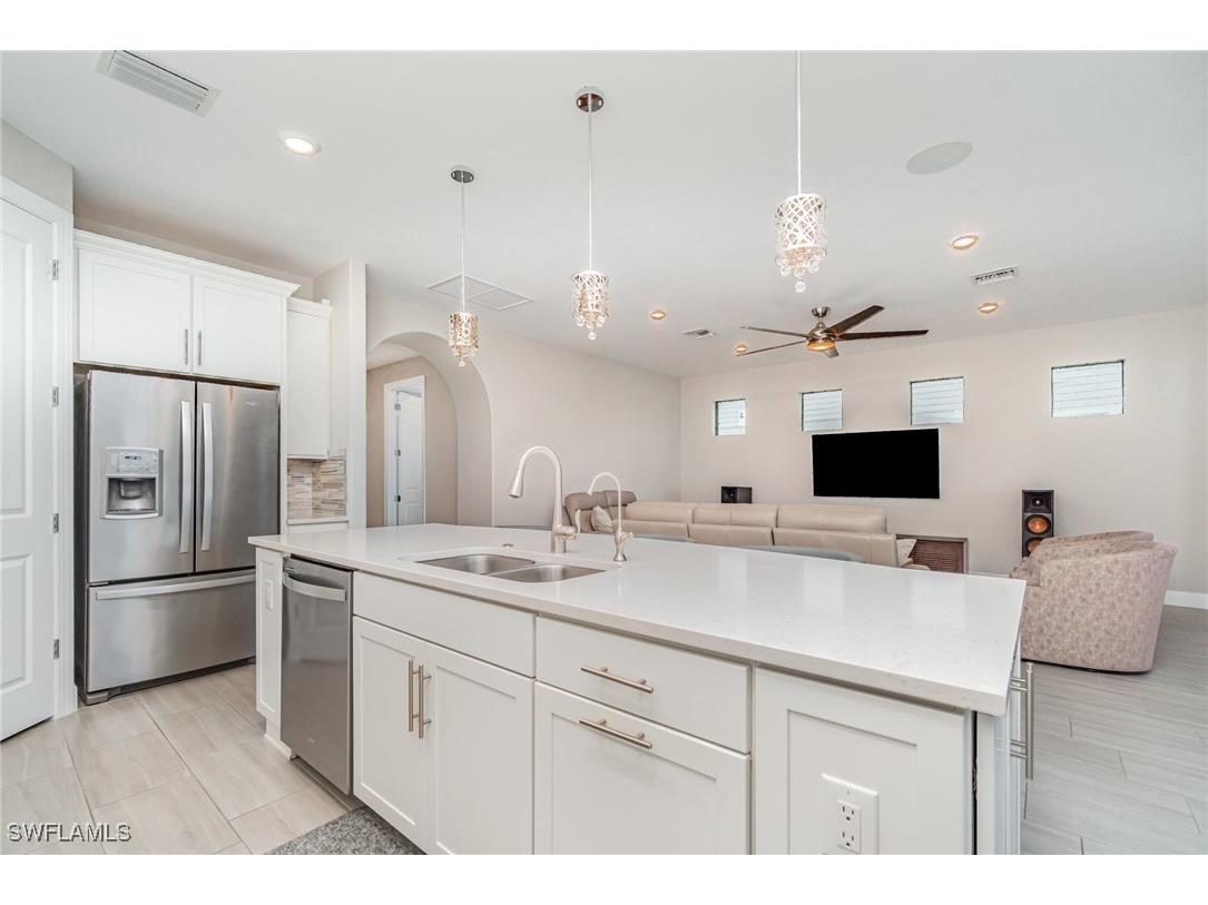 19604 Utopia Lane Estero FL 33928 225066335 image4