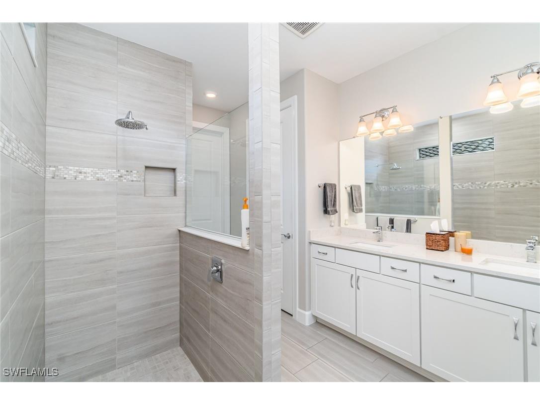 19604 Utopia Lane Estero FL 33928 225066335 image9