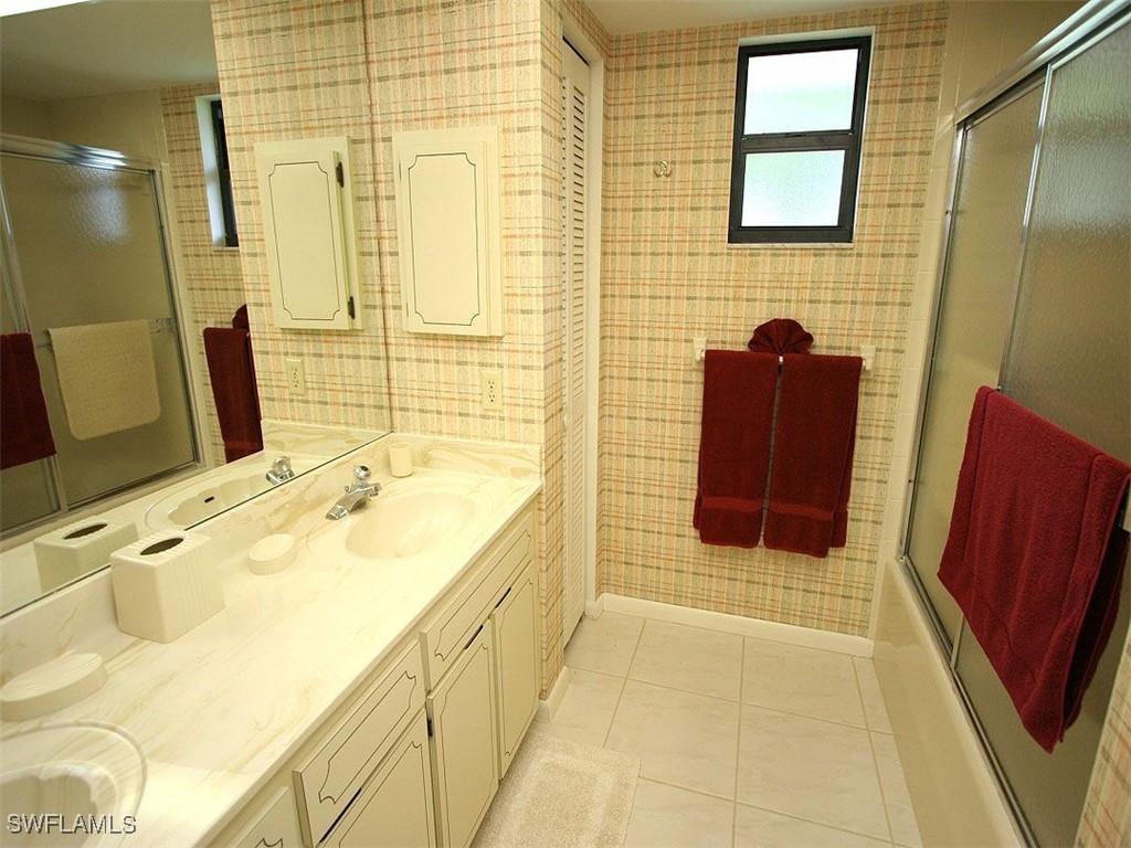 1961 Imperial Golf Course Boulevard Naples FL 34110 225074136 image13