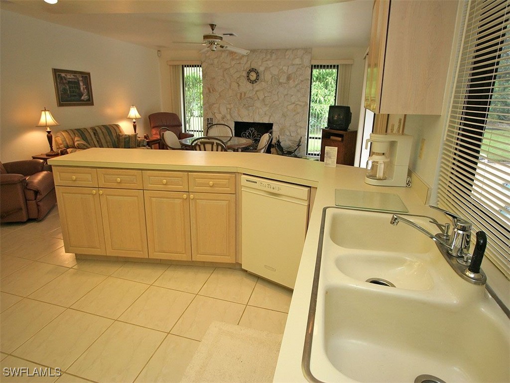 1961 Imperial Golf Course Boulevard Naples FL 34110 225074136 image5