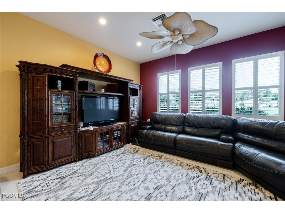 1961 Palo Duro Boulevard North Fort Myers FL 33917 2025012176 image19