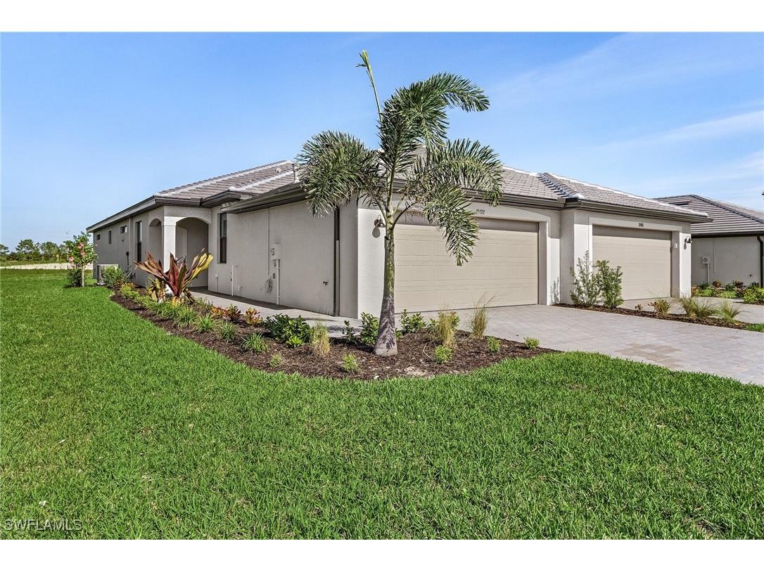 19621 Hinkley Drive Estero FL 33928 225077020 image1