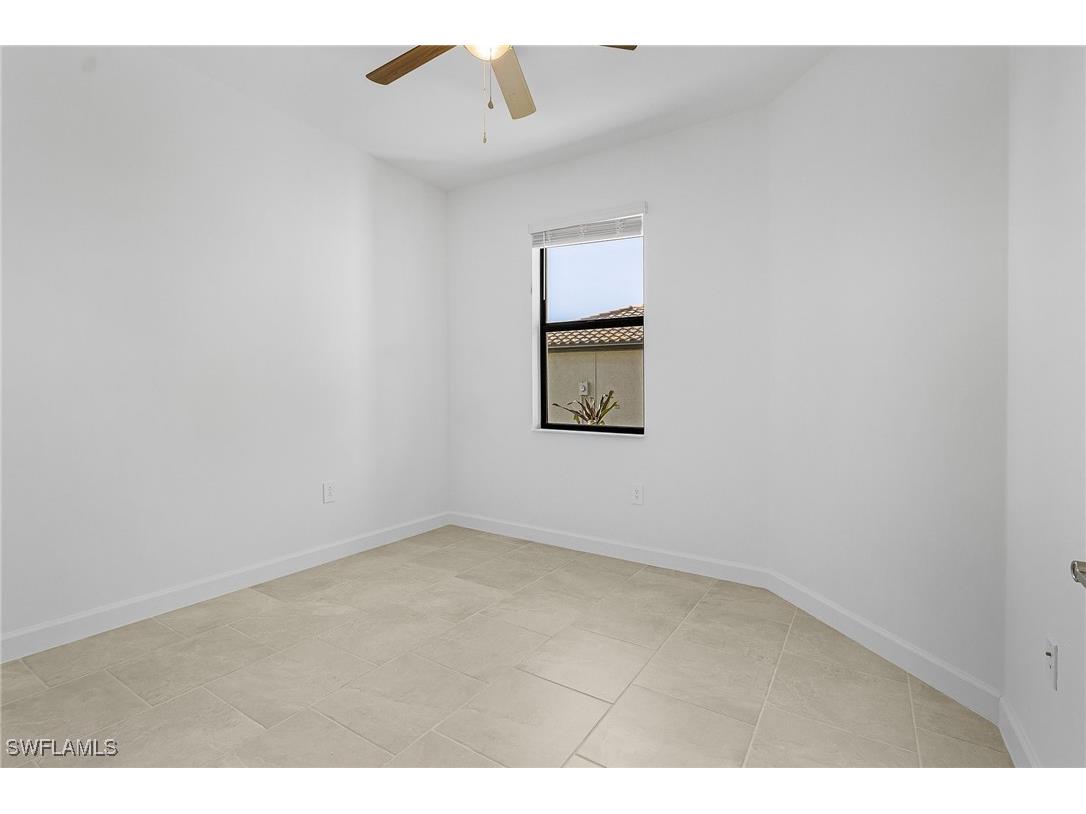 19621 Hinkley Drive Estero FL 33928 225077020 image7