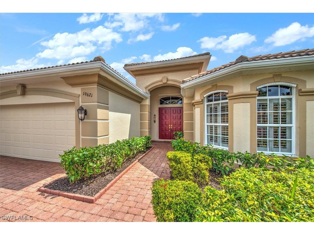 19621 Maddelena Circle Estero FL 33967 224022713 image1