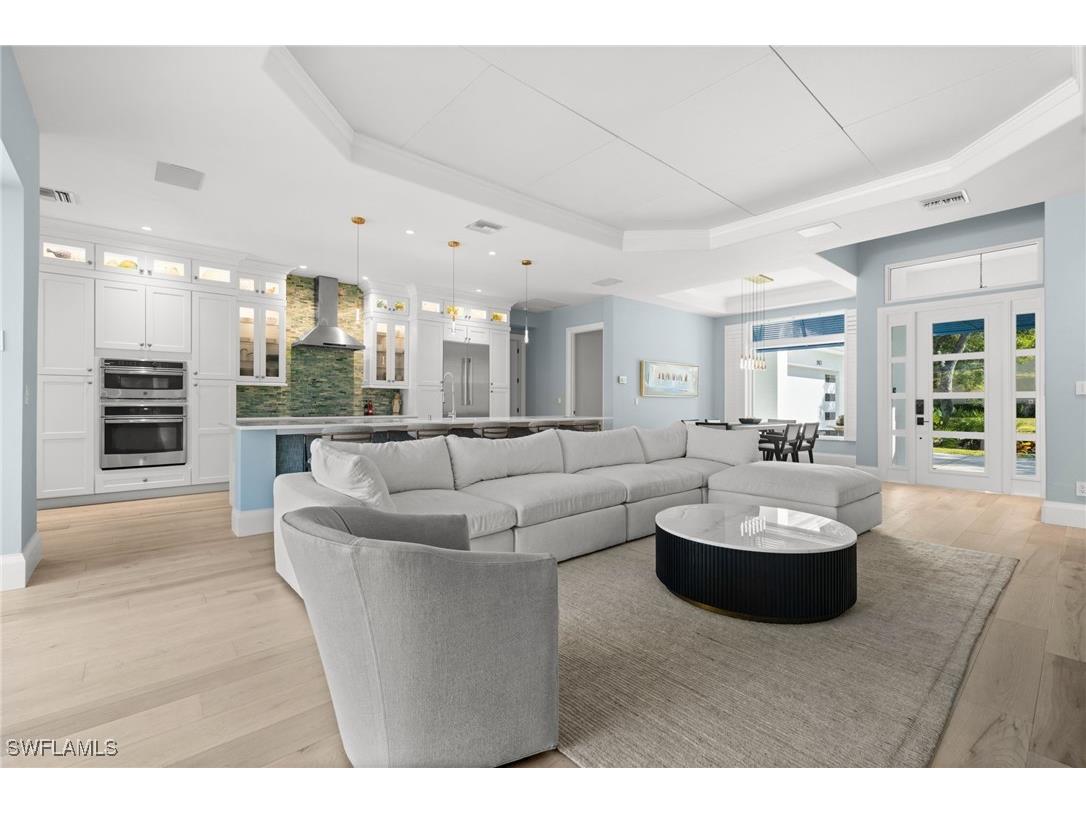 1963 Bethany Place Naples FL 34109 225079886 image3